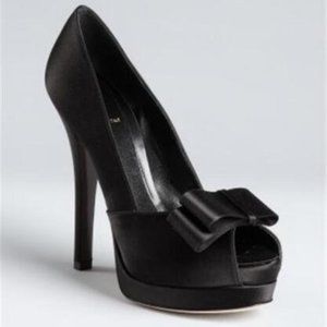 FENDI Deco Bow  Satin Double Platform Peep Toe Pumps Shoes Heels Black